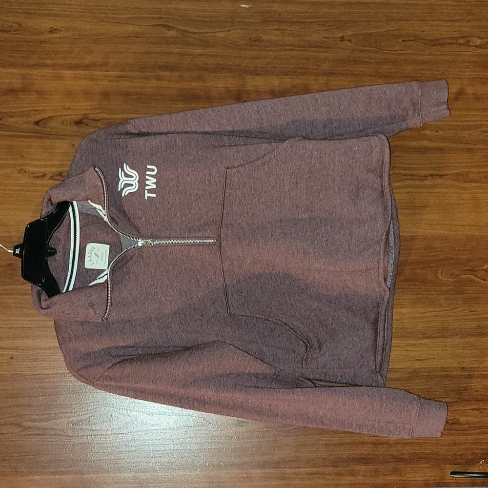 League short sweater 2/3 zipper. Texas Woman's University